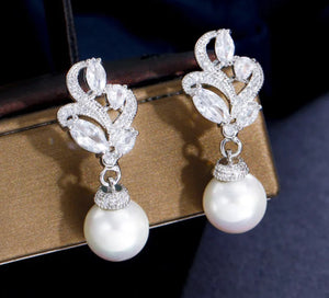 Royal Pearl Earrings