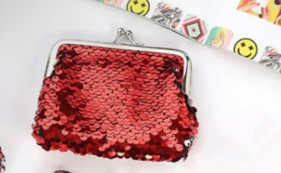 Lawreen  sequins coin purse