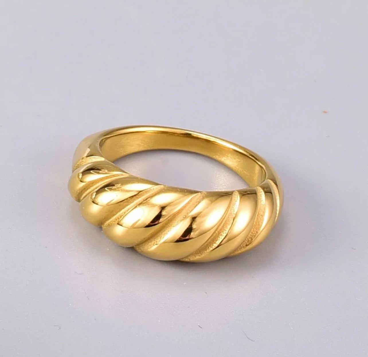 Croisant Classy  Ring